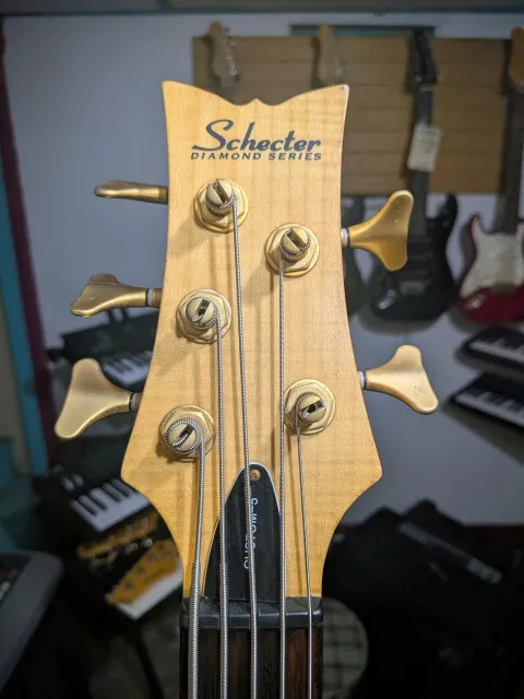 Headstock's all good.